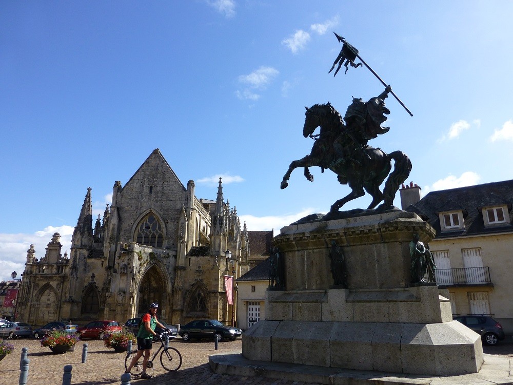 Falaise, Normandy, ©2012 Peter How