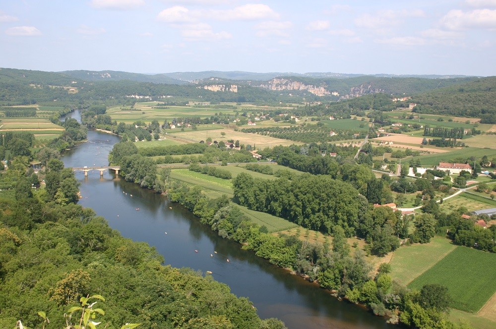 Stunning vierw of the Dordogne from Domme, Dordogne, ©2004 Simon Moss