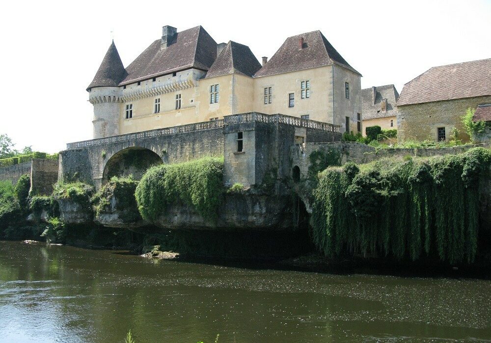 The river Vézère near St Léon, Dordogne